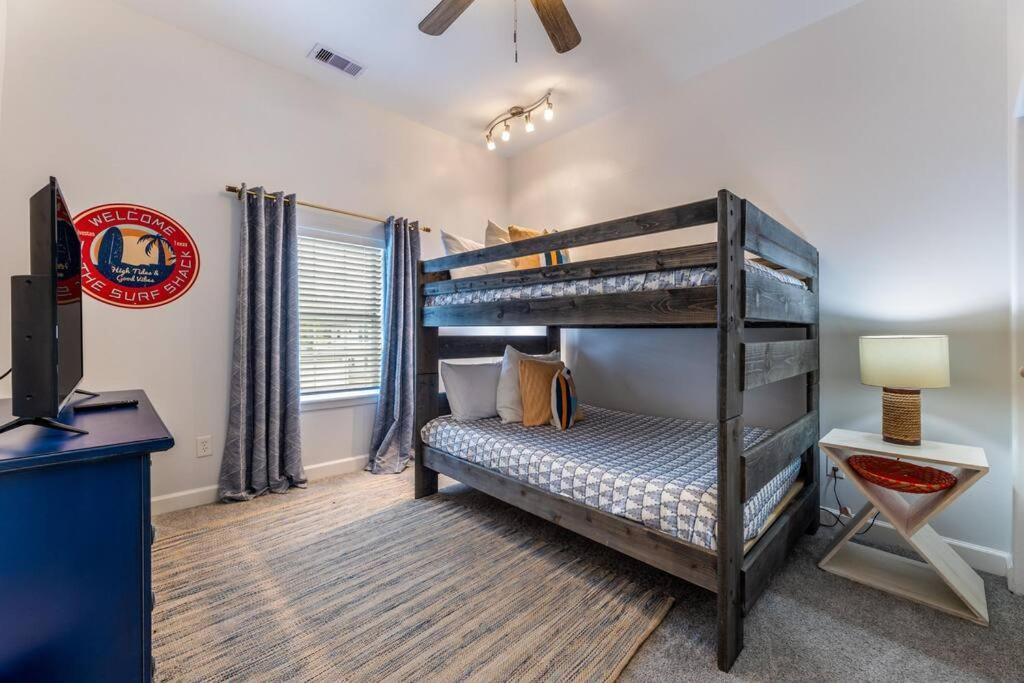 5/3 With A Heated Pool 2 Min From Beach, Updated Galveston Exterior photo