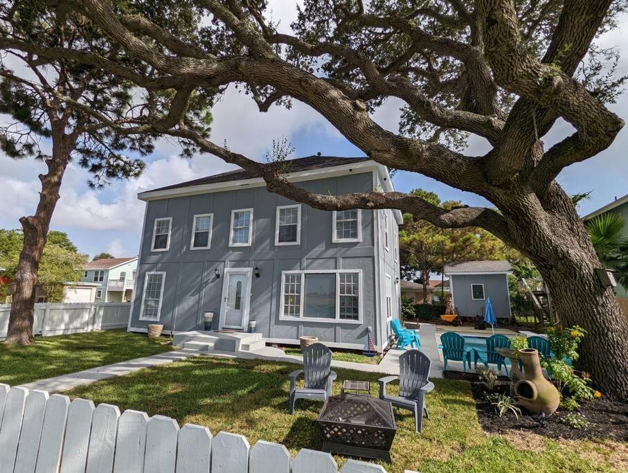 5/3 With A Heated Pool 2 Min From Beach, Updated Galveston Exterior photo